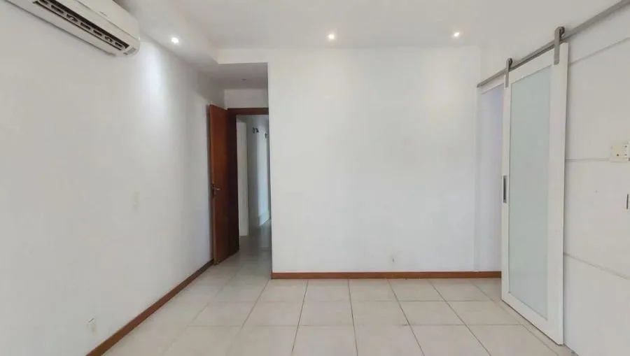 Imagem Apartamento a Venda no bairro Recreio dos Bandeirantes - Rio de Janeiro, RJ
