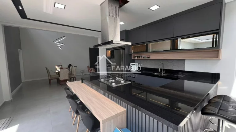 Imagem Casa em Condomínio à venda em Residencial Renaissance com 192m² 3 suítes, 4 vagas