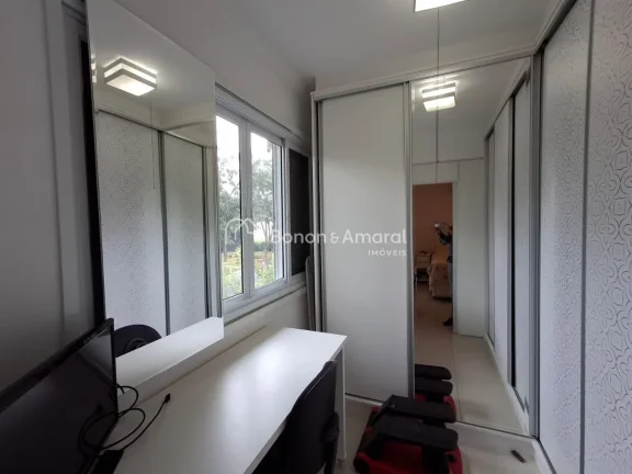 Imagem Sobrado grande e confortável com 3 quartos climatizados, e mais um cômodo reversível no primeiro ...