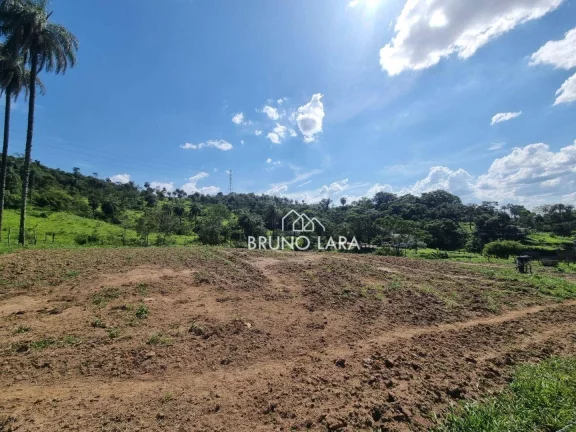 Imagem Área a venda em Betim, Bairro Bandeirinhas.