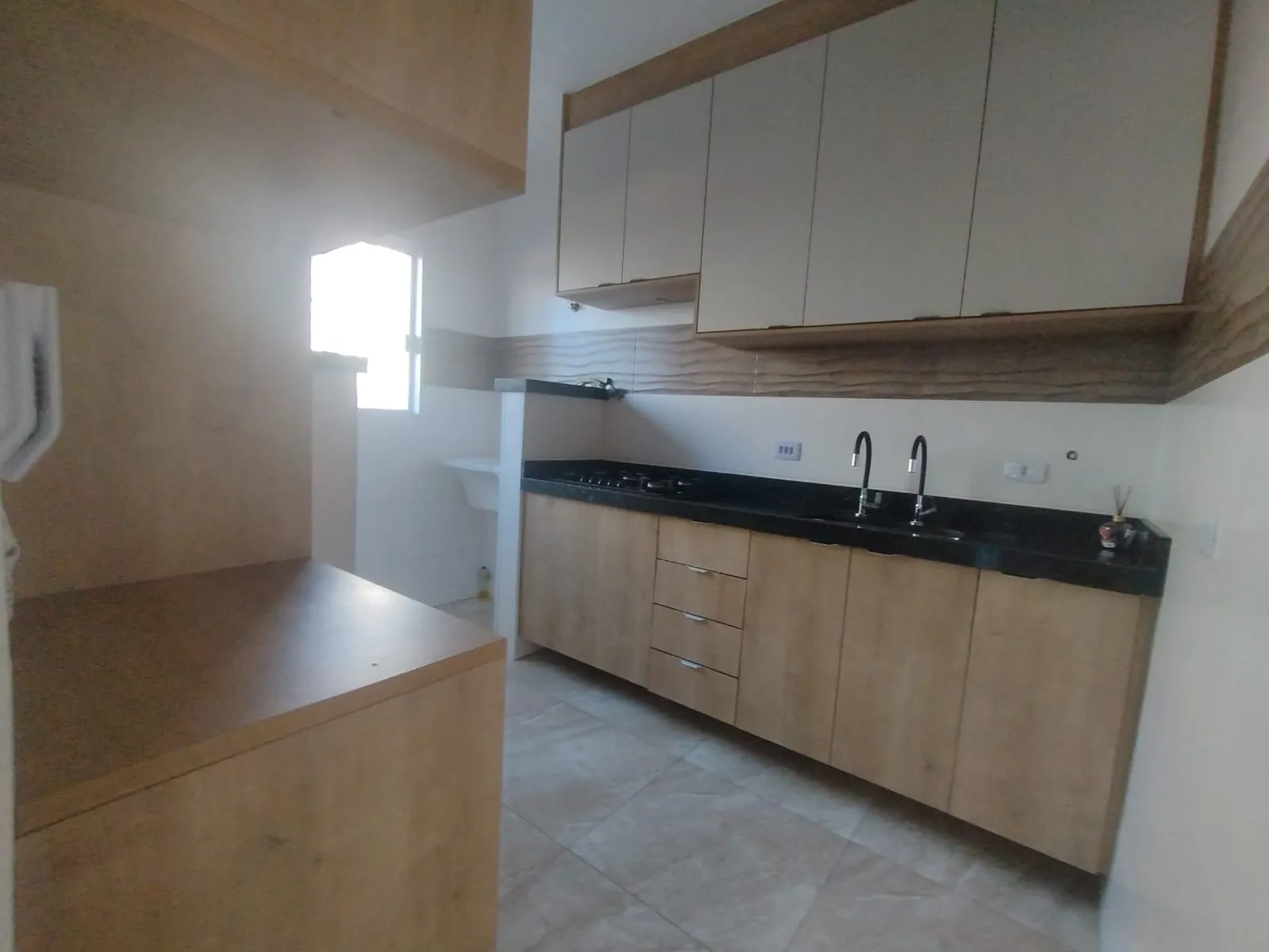 Imagem Fantástica casa em condomínio na Guilhermina - Praia Grande