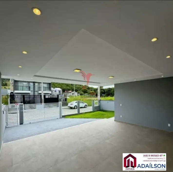 Imagem Casa com 3 Quartos e 2 banheiros à Venda, 116 m² por R$ 749.900