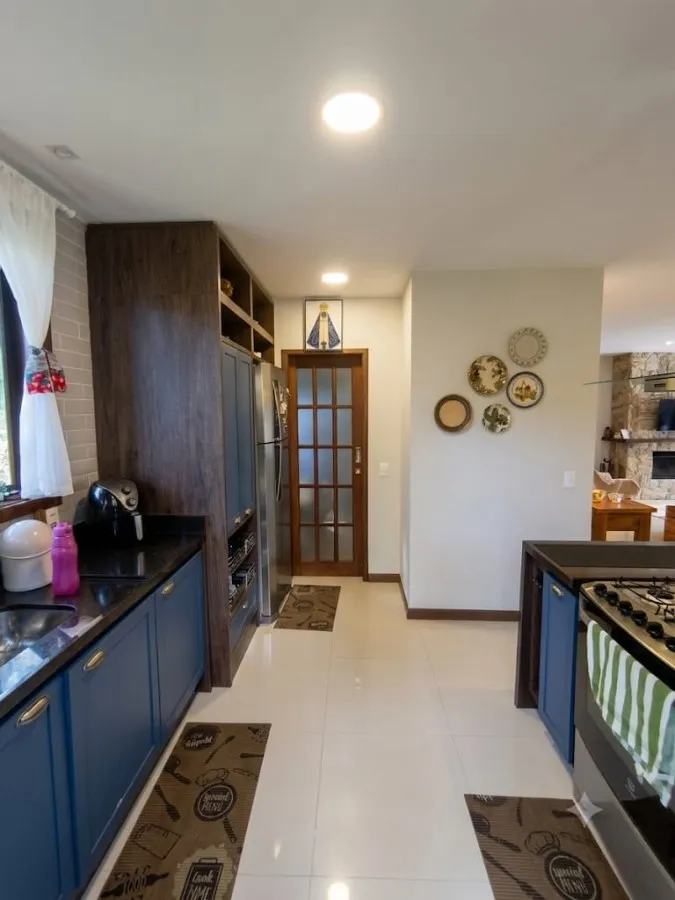 Imagem Casa em Condomínio para Venda em Petrópolis / RJ no bairro Cuiabá