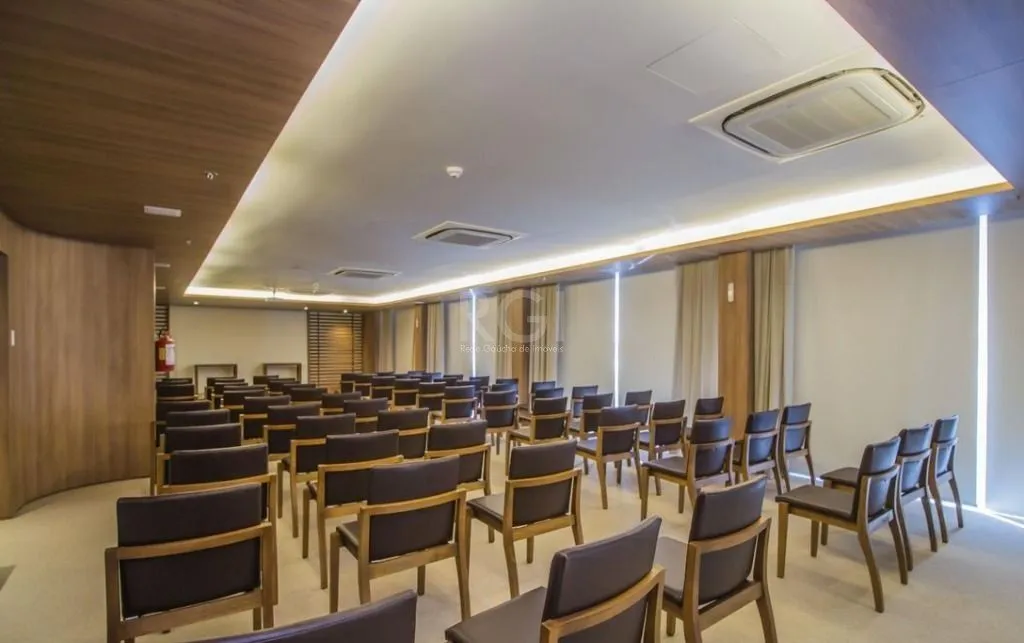 Imagem Sala, 31 m² Para Comprar por R$ 369.000,00 - Santana - Porto Alegre/RS