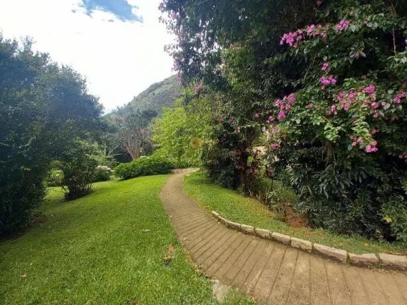 Imagem Casa para Venda em Teresópolis / RJ no bairro Cascata dos Amores