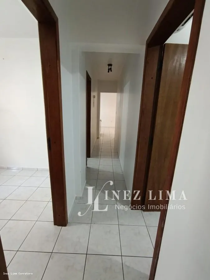 Imagem Apartamento para Venda em Itapema, Meia Praia, 3 dormitórios, 1 suíte, 2 banheiros, 1 vaga
