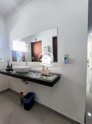 Imagem Casa à venda, Centro, SUZANO - SP Região central de Suzano, com fácil acesso a comércios, bancos, es