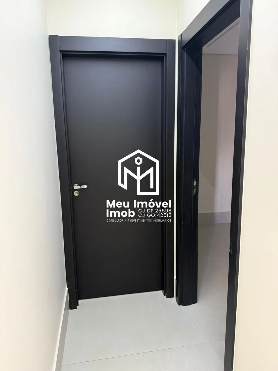 Imagem Residencial Jóquei Casa 4 Quartos 4 Suítes 330m²