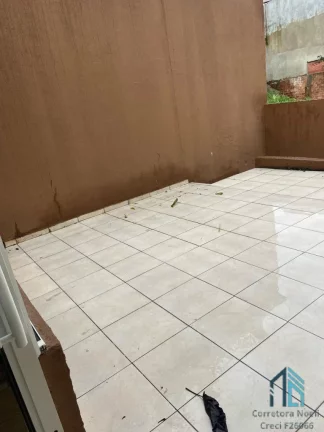 Imagem (PERMUTA) Sobrado 03 quartos c/suíte, no Santa Cândida em Curitiba PR
