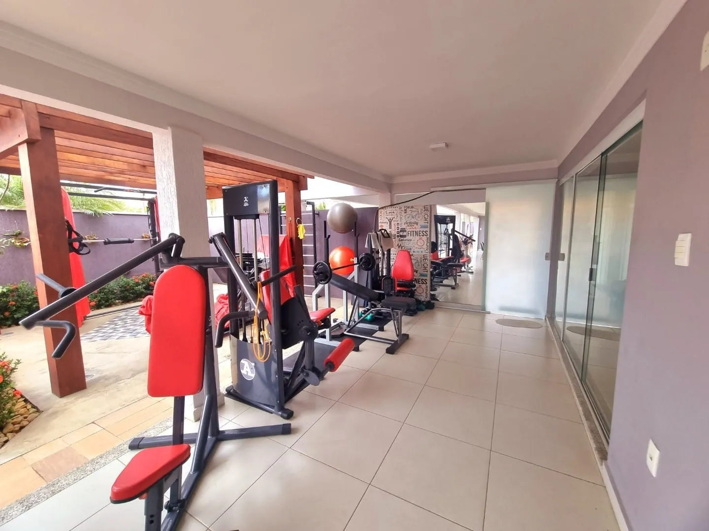Imagem Casa Térrea de Esquina - Sofisticação, Conforto e Sustentabilidade