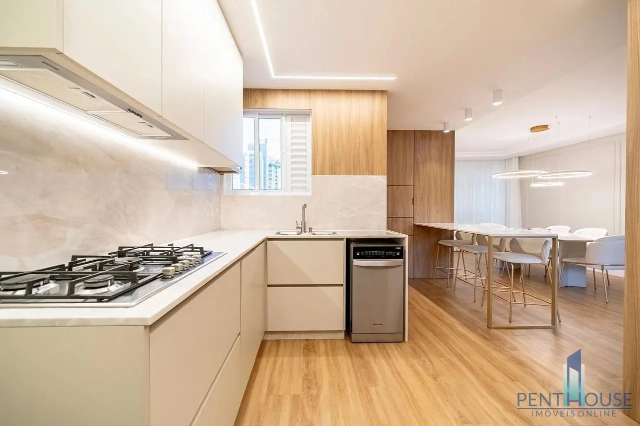Imagem Apartamento Zona Central para Venda em Balneário Camboriú, CENTRO, 3 dormitórios, 2 suítes, 3 banheiros, 2 vagas