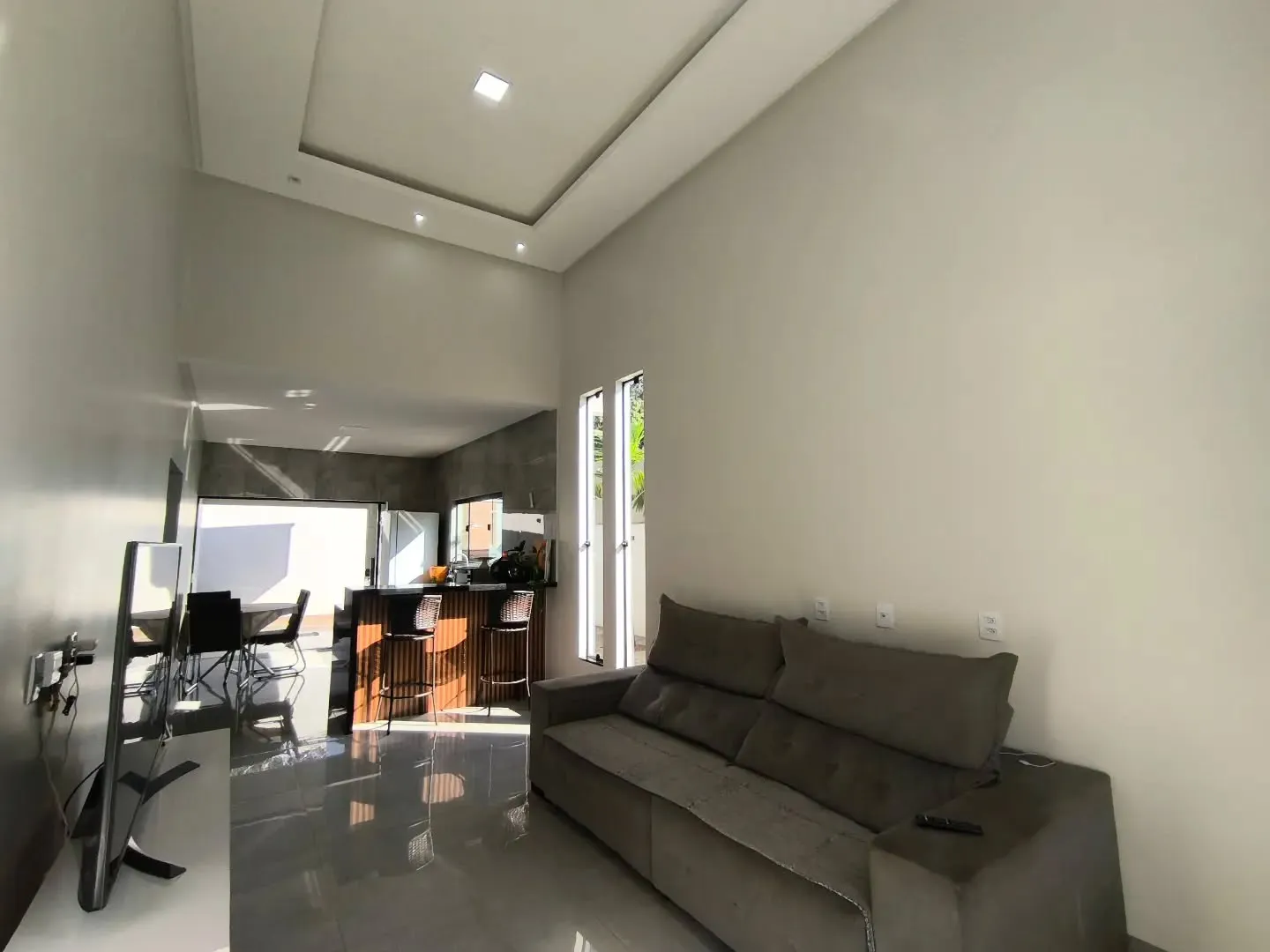 Imagem Casa 2/4 C Suite Sozinha No Lote No Jardim Dos Buritis