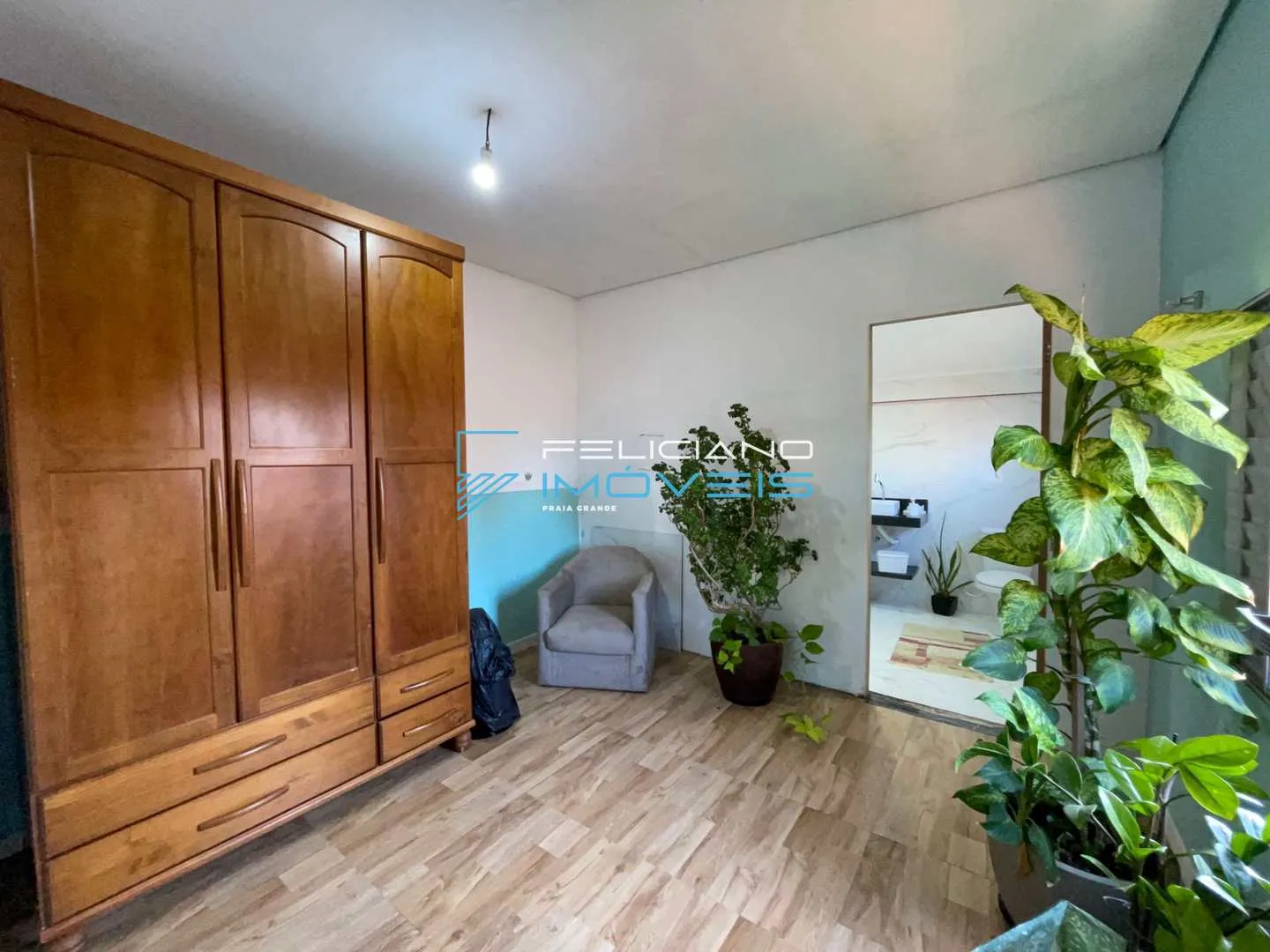 Imagem Sobrado com 3 quartos, Balneário Maracanã, Praia Grande - R$ 600 mil, Cod: 7047