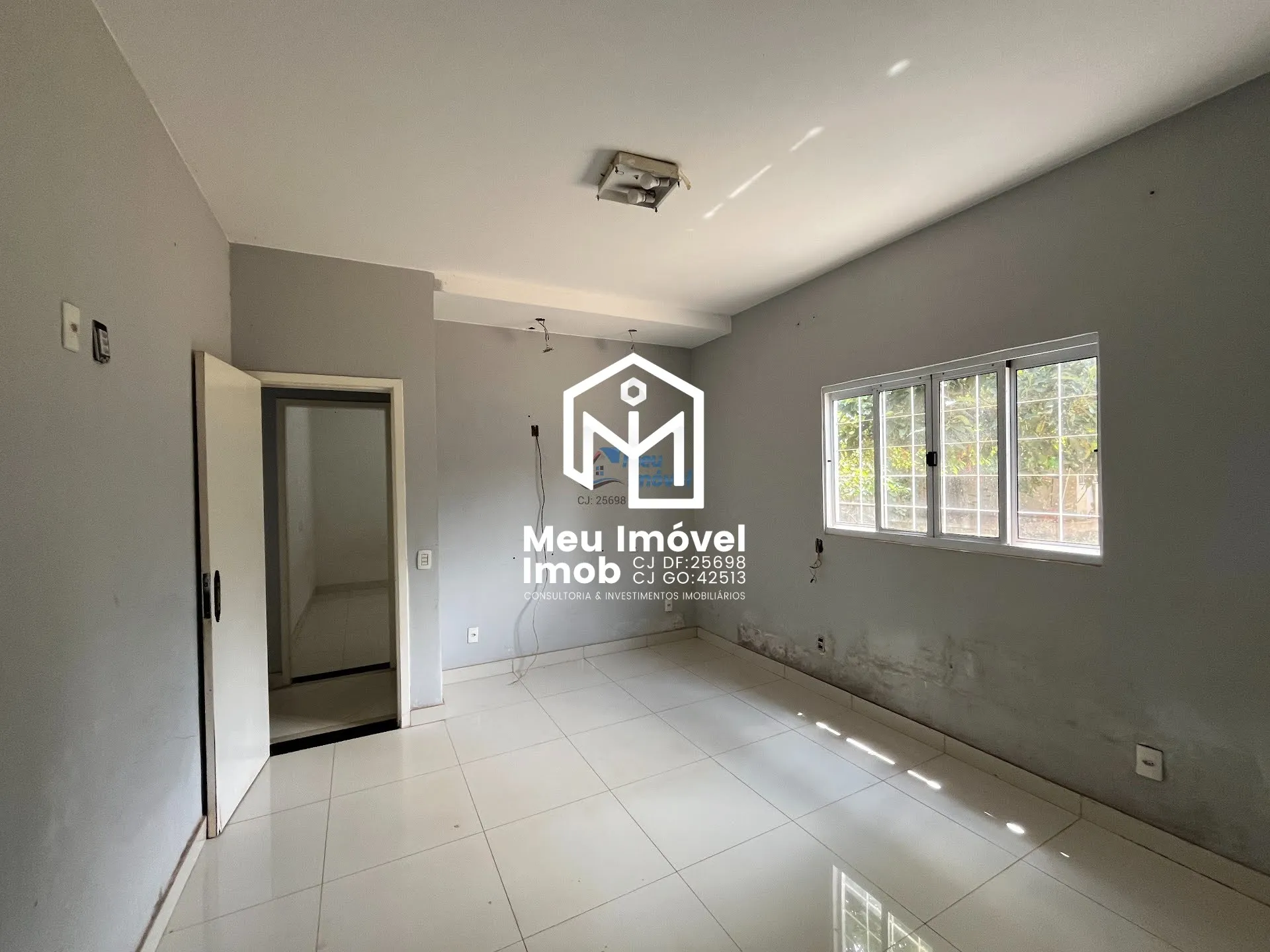 Imagem Casa 3 Quarto 1 Suíte 4 Vagas 230m² Terreno 800m² Taguatinga