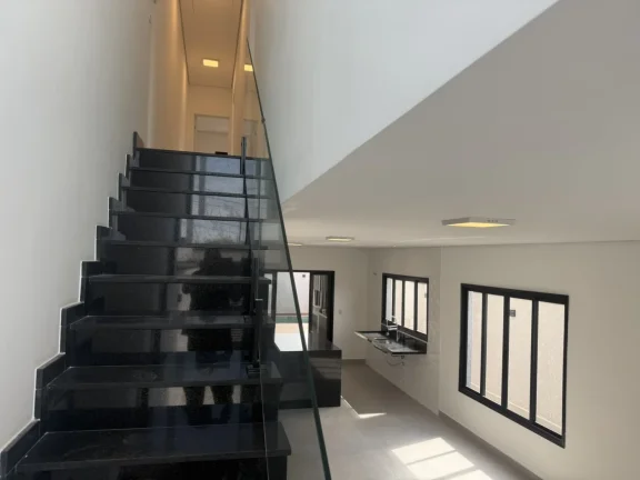Imagem Linda Casa com Piscina no Residencial Nova Jaguari