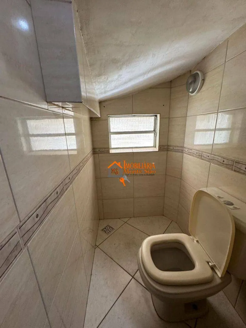Imagem Sobrado com 4 dormitórios à venda, 360 m² por R$ 730.000,00 - Jardim Adriana - Guarulhos/SP