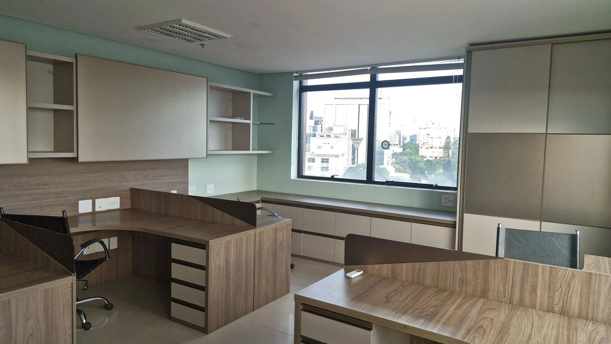 Imagem Sala Comercial próxima a Carlos Gomes