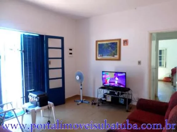 Imagem AT: 480m2 - AC: Aprox: 200 m2 - Esquina - 600 mts da Praia.