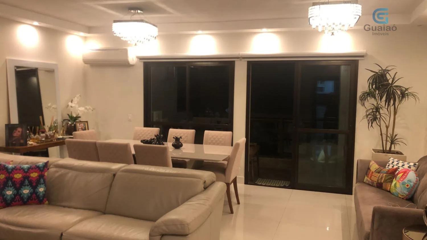 Imagem Vendo Apartamento 03 dormitórios (02 suítes), Vista Mar, na Pompeia em Santos