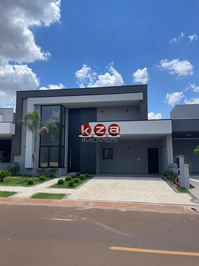 Foto do imóvel Casa de luxo à venda em Paulínia-SP, Condomínio Residencial Royal Garden: 3 quartos, 3 suítes, 2 salas, 4 vagas de garagem, 186m².