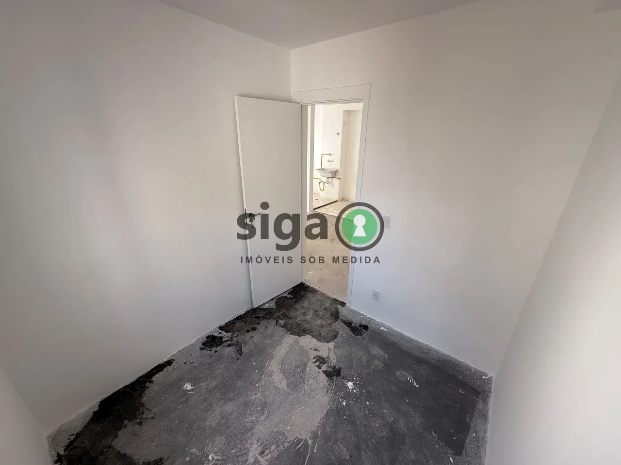 Imagem Apartamento de 36 m² com 2 Dormitórios e 1 Vaga na Avenida Guarapiranga