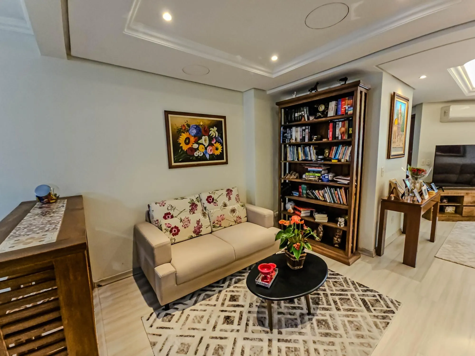 Imagem Casa em condomínio, 3 quartos, 1 suite, 3 vagas de garagem - Bairro Tristeza
