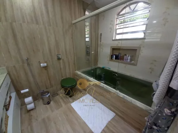 Imagem Casa para Venda em Teresópolis / RJ no bairro Várzea
