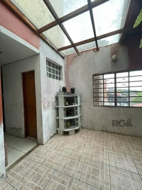 Imagem Casa de 4 dormitórios, bairro Ipanema