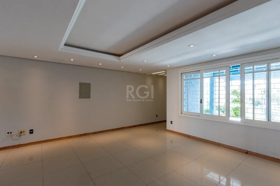 Imagem Casa para Venda - 205.81m², 3 dormitórios, sendo 1 suites, 2 vagas - Ipanema