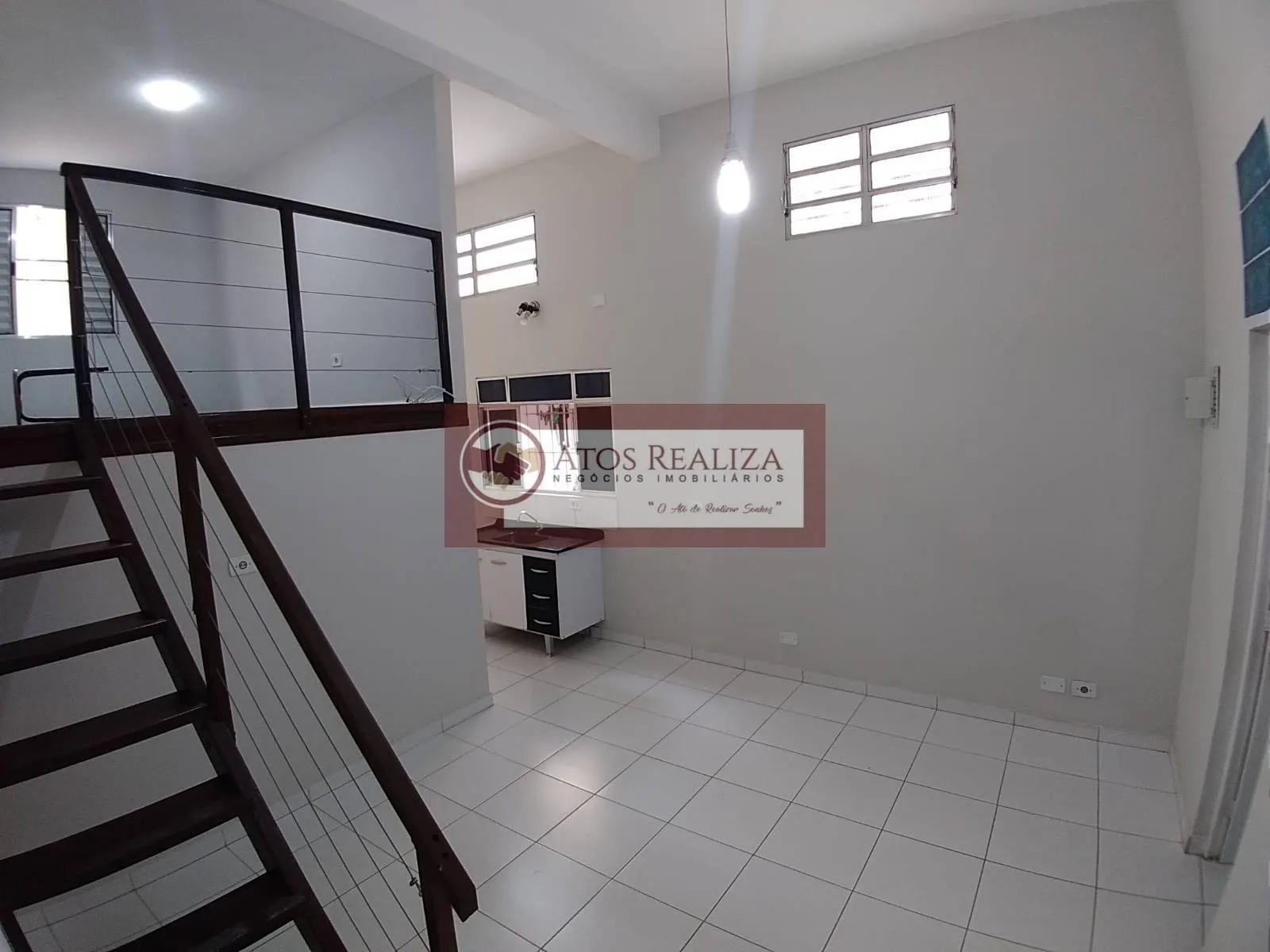 Imagem Alugo Kit estilo Apartamento Valor da locação $1.200.00 CONDOMÍNIO $20 SABESP TARIFA MÍNIMA $76,80 ENERGIA DIRETO COM A ENEL INTERNET 750MB $30(OPCIONAL) Contém 1 Quarto, Sala com cozinha área de serviço integrada Banheiro com box