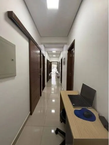 Imagem Ponto comercial no centro do cristo rei - com 7 salas e 2 casas nos fundos