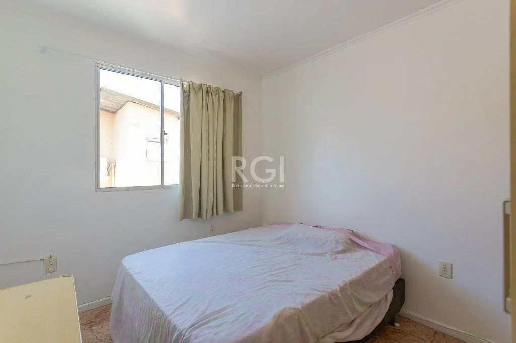 Imagem Cobertura para Venda - 118m², 3 dormitórios, 1 vaga - Nonoai