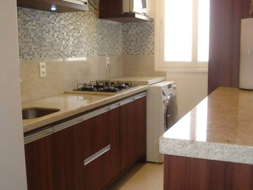 Imagem Lindo apartamento semi mobiliado, 3 quartos (1 suíte), churrasqueira e vaga.