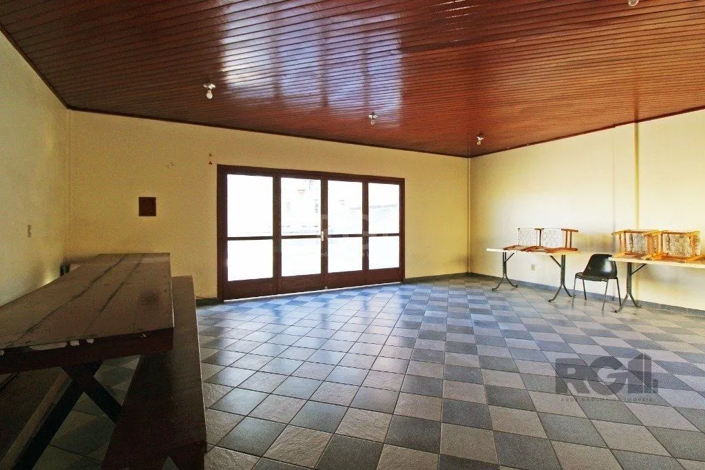 Imagem prédio comercial, com 03 andares, loja térrea, mais 04 salas.