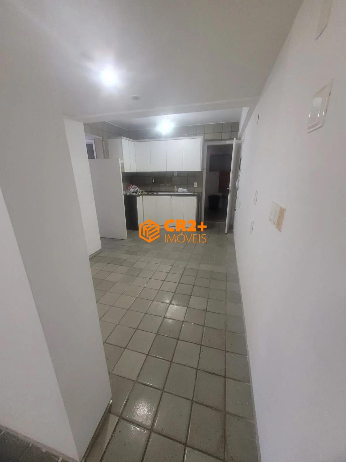 Imagem Vendo apartamento na Avenida Boa Viagem, 03 quartos, 01 suíte, em Boa Viagem- 98
