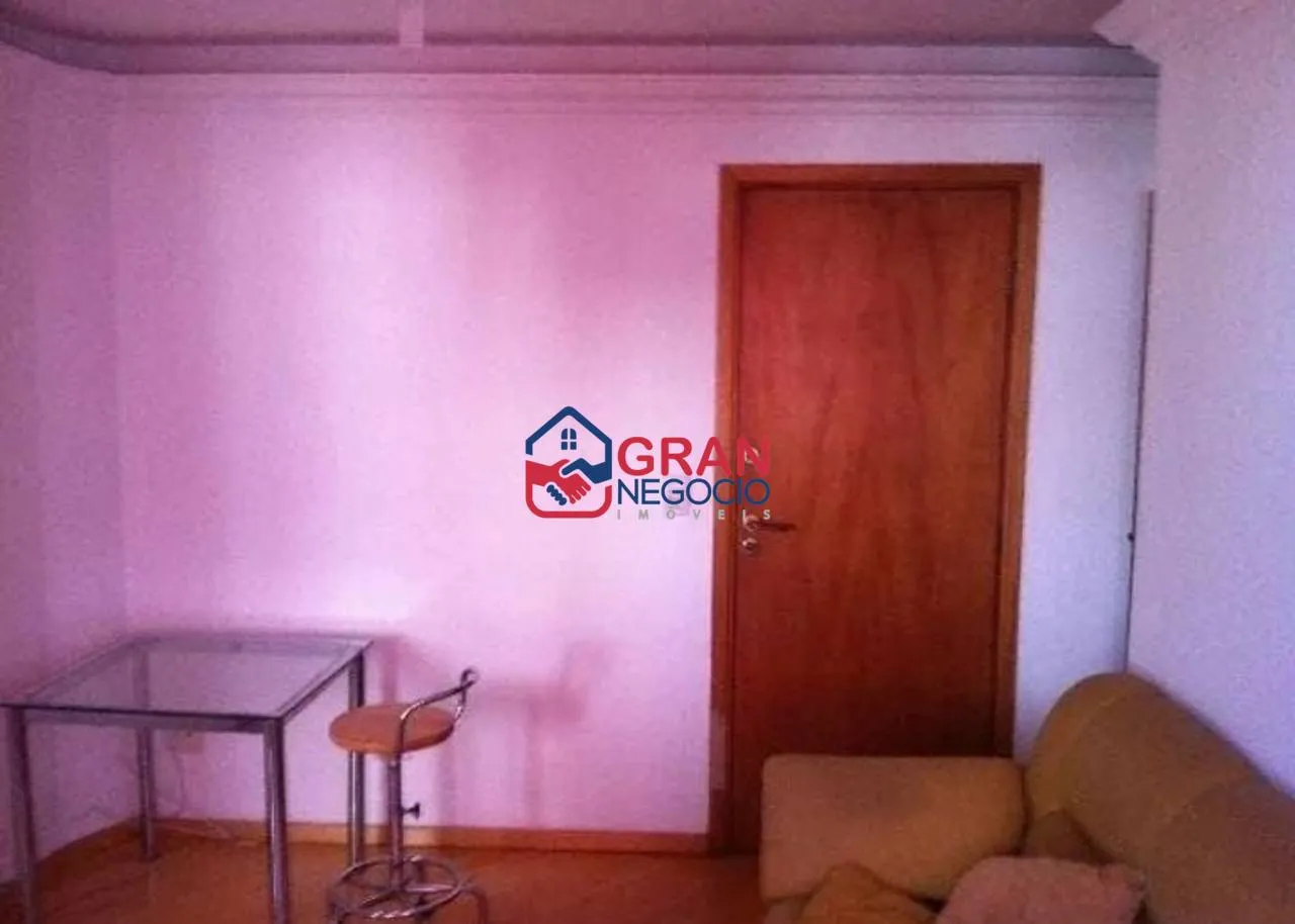 Imagem Apartamento com 1 dormitório para alugar, 50 m² por R$ 2.865,00/mês - Centro - Curitiba/PR