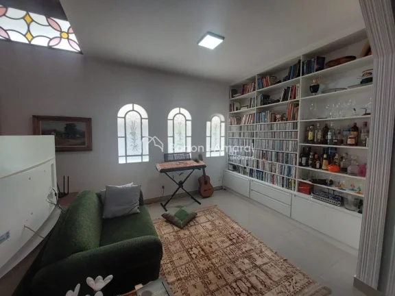 Imagem Casa À venda no Condomínio Monte Acrópolis em Valinhos com 3 dormitórios sendo 1 suíte, local d...