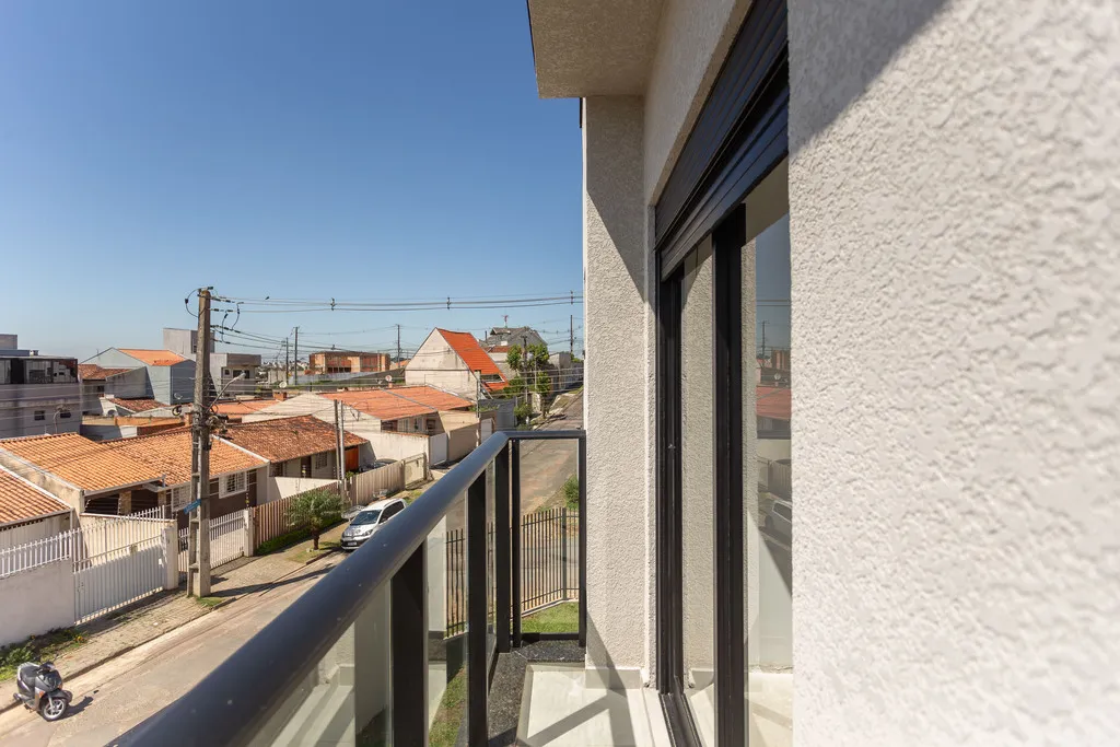 Imagem Casa em Condomínio de Luxo no Atuba, Curitiba-PR: 3 Quartos, 1 Suíte, 3 Banheiros, 2 Vagas, 103,56m² de Pura Elegância!