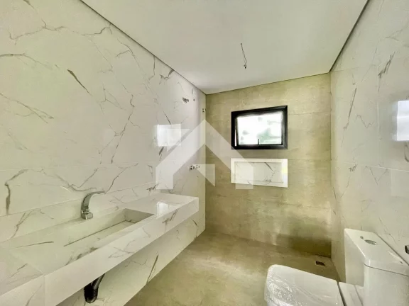 Imagem Casa de Condomínio em Jardim Passárgada I - Cotia