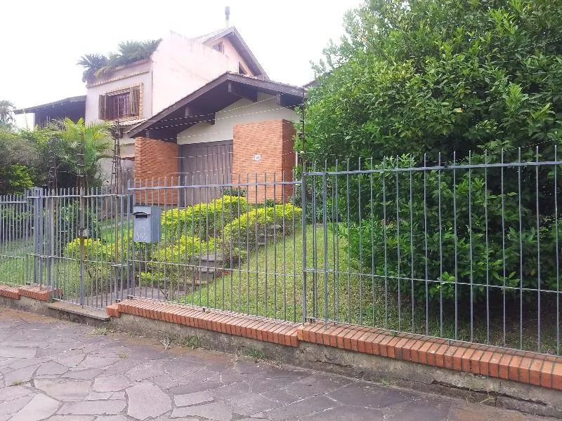 Imagem Casa para Venda - 400m², 3 dormitórios, sendo 1 suites, 2 vagas - Cristal