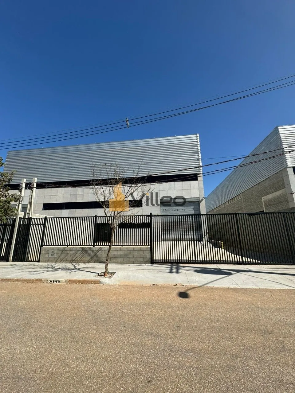 Imagem Oportunidade única para o seu negócio! Este galpão com área privativa de 747,5 m² está localiz...