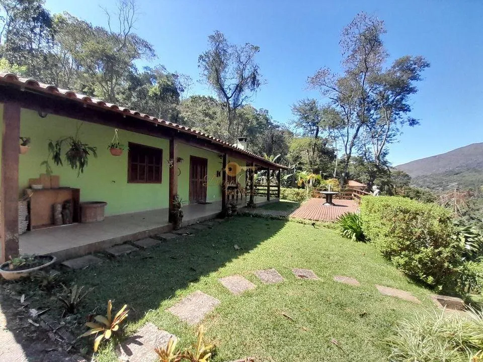 Imagem Casa para Venda em Teresópolis / RJ no bairro Santa Rita