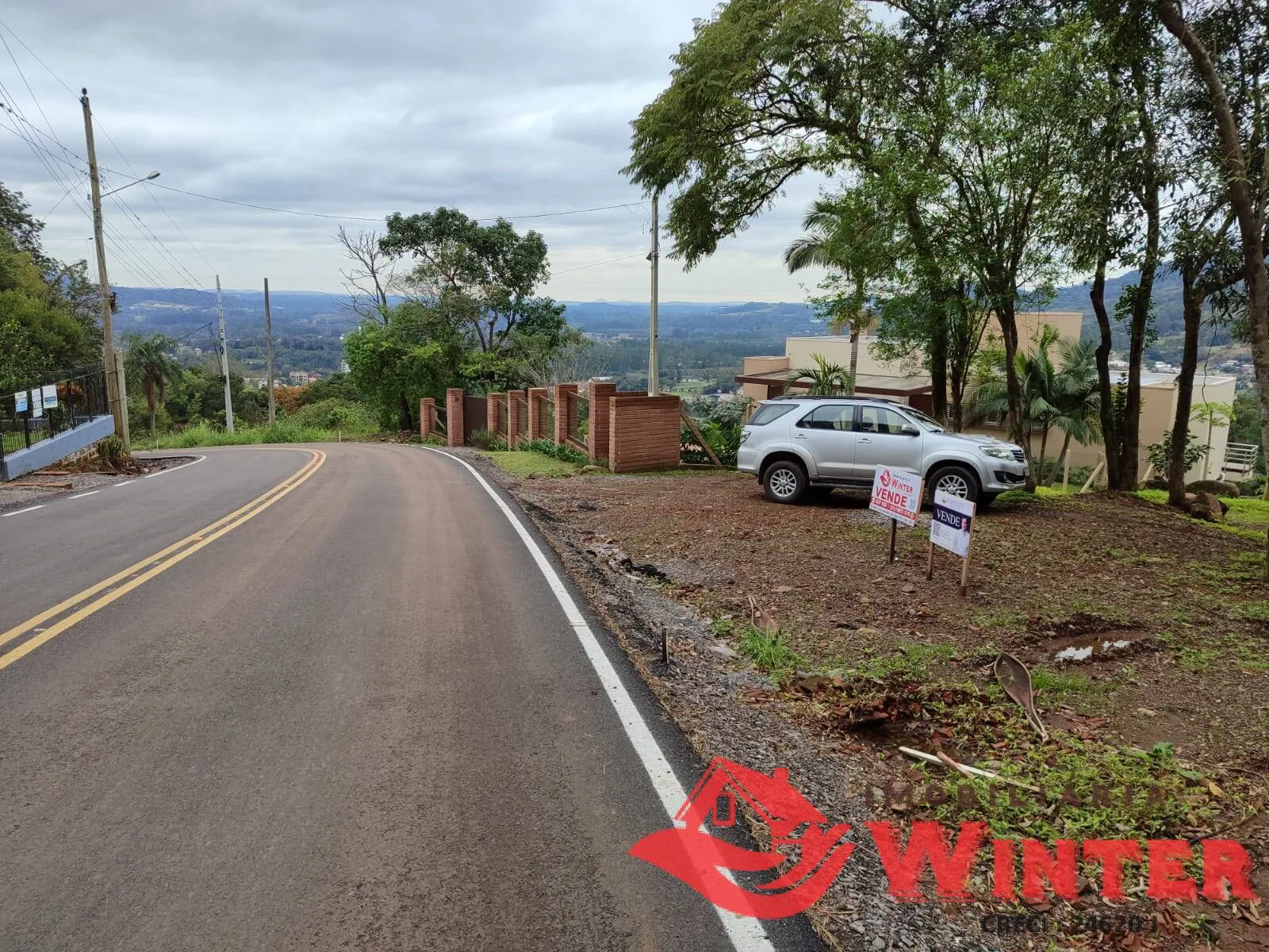 Foto do imóvel Amplo terreno de 3.640,32m² com linda vista próximo ao Welt Platz.