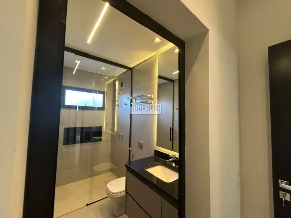 Imagem Casa com piscina aquecida no Condomínio Damha III, no bairro Recreio dos Bandeirantes - Uberaba