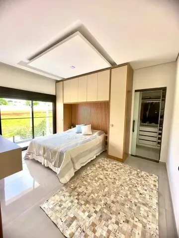 Imagem Casa de Luxo no Condomínio Jardim Europa - Viva o Sonho da Elegância e Conforto