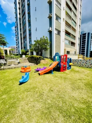 Imagem Bem localizado esse apartamento com três suítes e varandão a venda no Itaigara