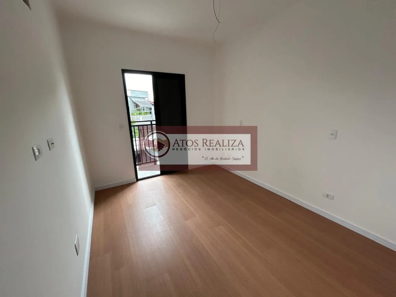 Imagem Chegou a sua Oportunidade de comprar seu Imóvel Vendo Sobrado (esquina) na vila Gea, com 2 Dormitórios, sendo 2 suítes, 2 vagas Paralelas, Lavabo, Infraestrutura para Ar Condicionado e Agua Quente, R$ 650.000 Valor de Oportunidade.