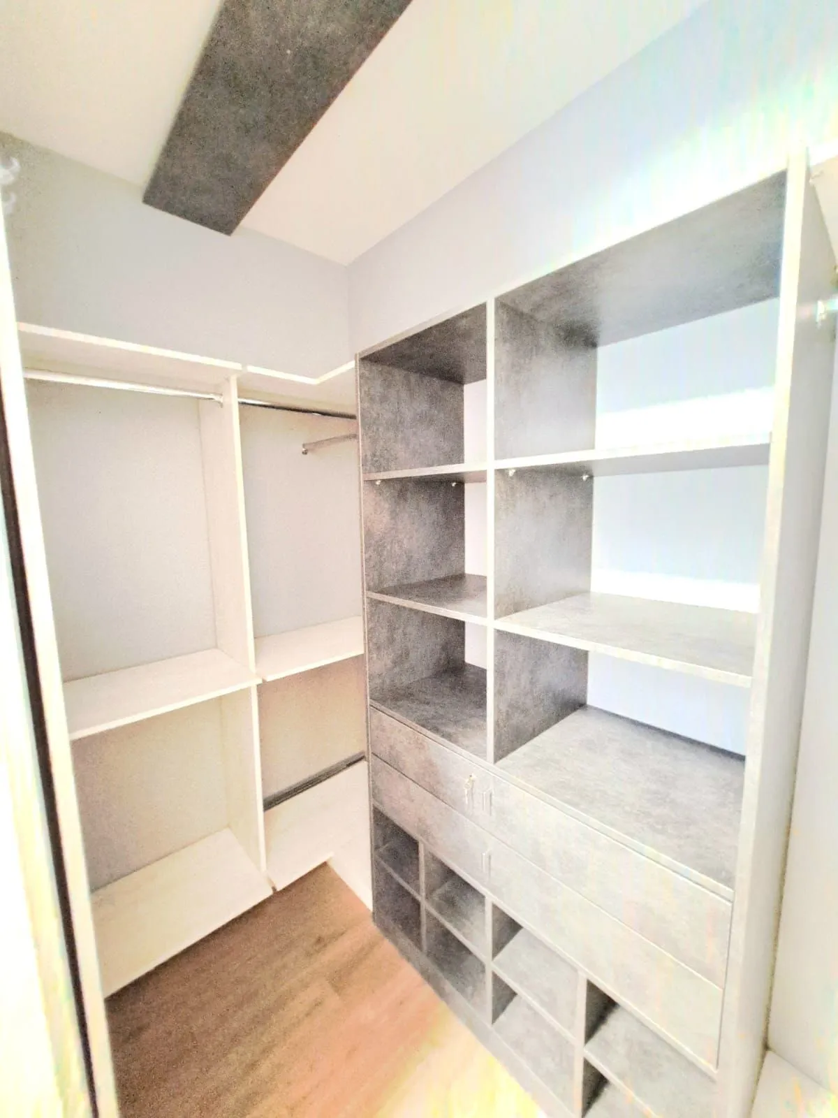 Imagem Apartamento Garden no Nonoai - 2 dormitórios com suite