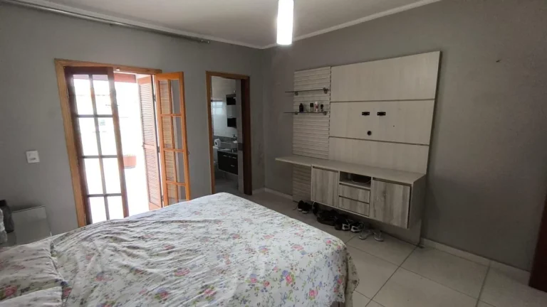 Imagem Sobrado para Venda em São Bernardo do Campo / SP no bairro Rudge Ramos