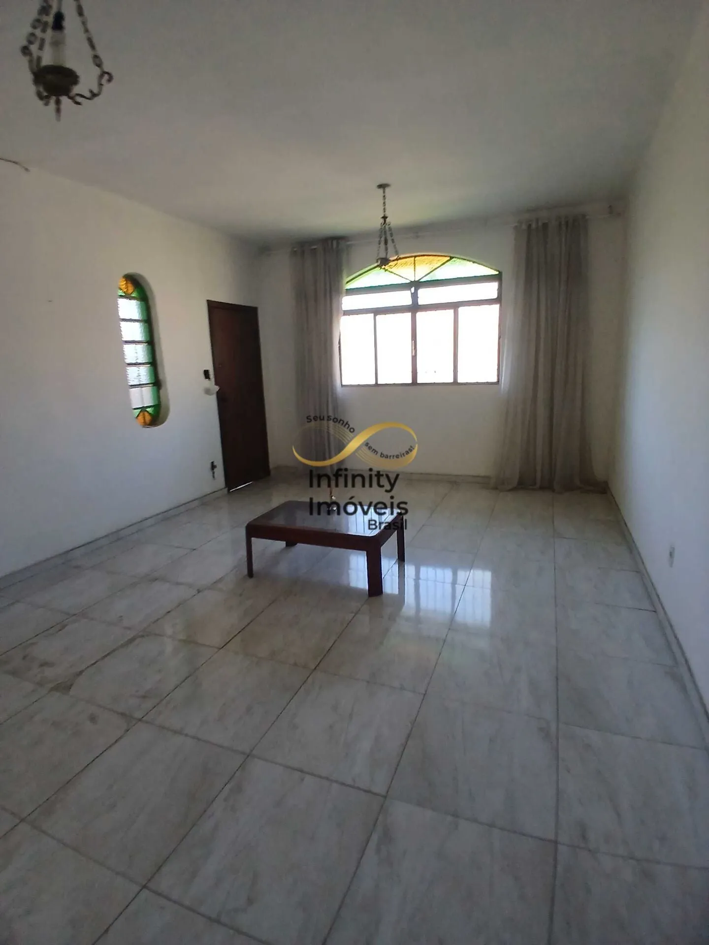 Imagem Casa à venda no bairro Santa Terezinha - Belo Horizonte/MG